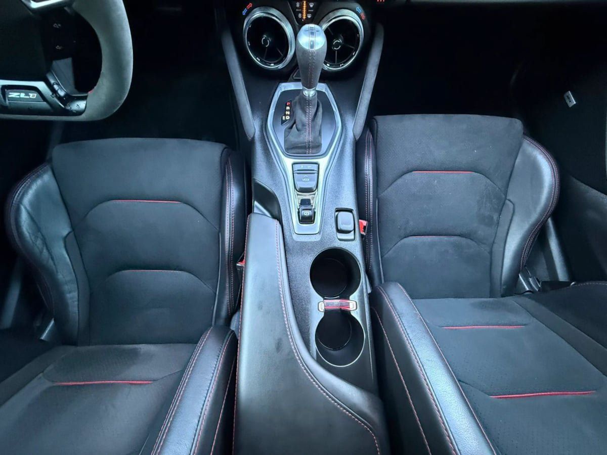 Used 2018 Chevrolet Camaro ZL1 RWD image 37