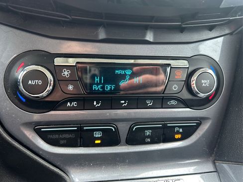 Used 2013 Ford Focus Titanium w/ Titanium Handling Pkg image 43