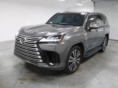 Used 2024 Lexus LX 600 4WD w/ Luxury Package