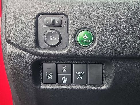 Certified 2025 Honda Ridgeline Sport image 15