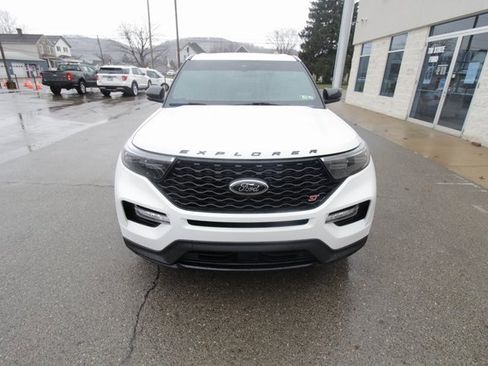 Used 2022 Ford Explorer ST w/ Equipment Group 401A image 10
