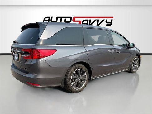Used 2023 Honda Odyssey Elite image 7