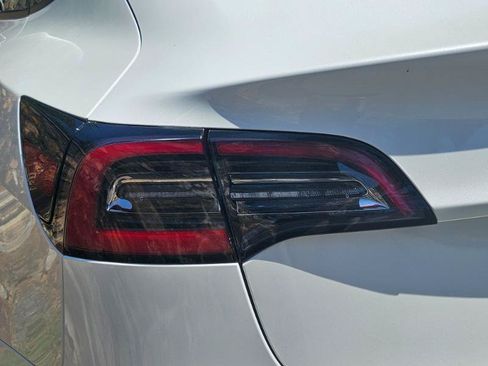 Used 2023 Tesla Model 3 Standard Range RWD image 28