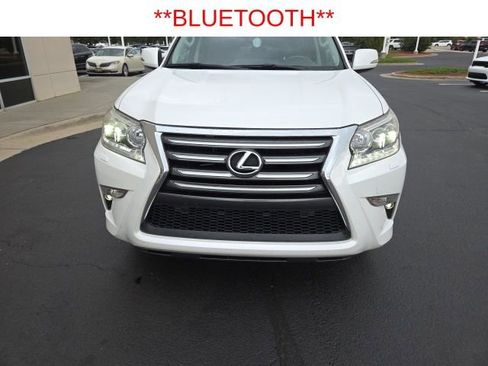 Used 2014 Lexus GX 460 image 3