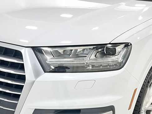 Used 2018 Audi Q7 3.0T Prestige w/ Prestige Package image 36