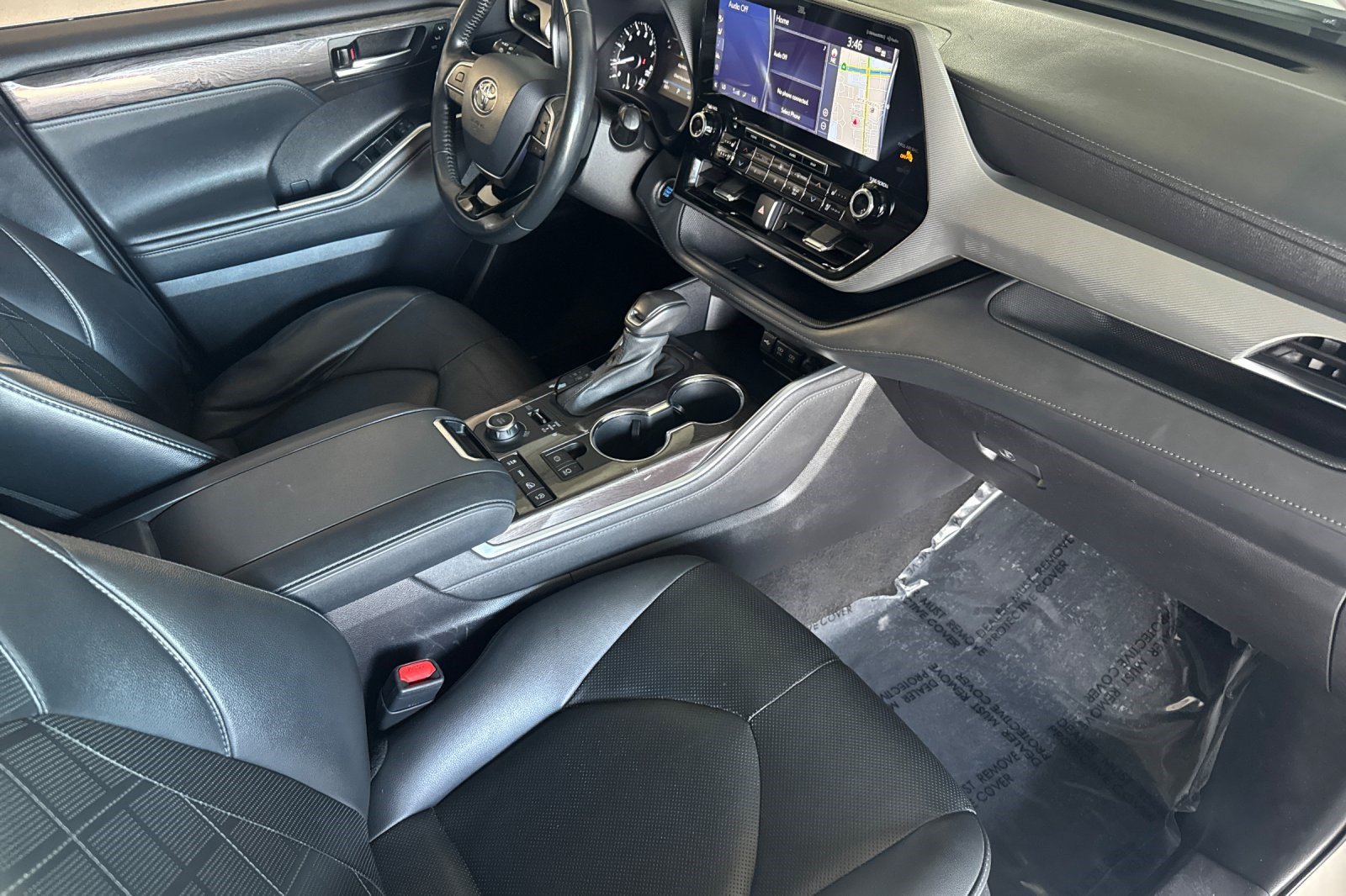 Used 2021 Toyota Highlander Platinum AWD/4WD image 34