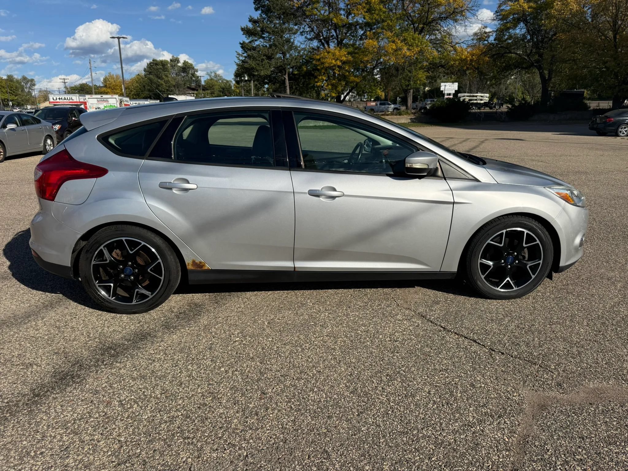 Used 2014 Ford Focus SE w/ Equipment Group 201A FWD image 6