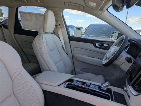 New 2026 Volvo XC60 T8 Ultra w/ Protection Package Premier image 14