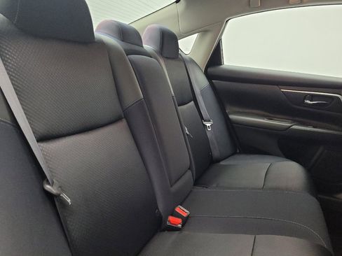 Used 2018 Nissan Altima 2.5 SR image 19