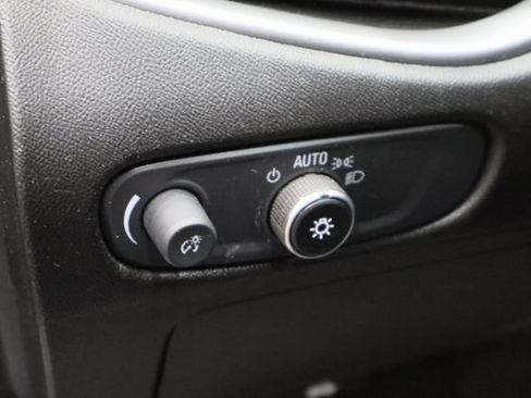 Used 2024 Chevrolet Malibu LT FWD image 20