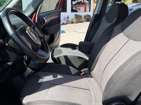 Used 2015 FIAT 500L Easy image 10