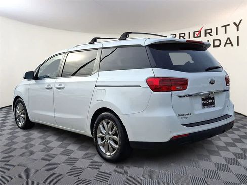 Used 2019 Kia Sedona EX image 6