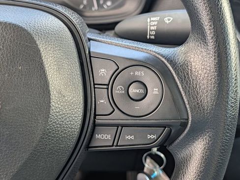 Used 2024 Toyota Corolla LE image 20