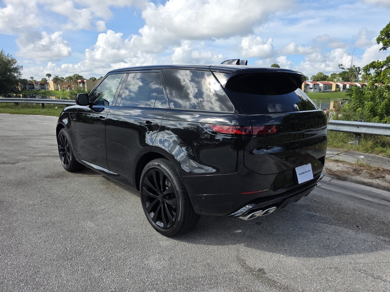 New 2027 Land Rover Range Rover Sport Twenty Edition AWD/4WD image 2