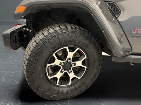 Used 2021 Jeep Wrangler Unlimited Rubicon AWD/4WD image 28