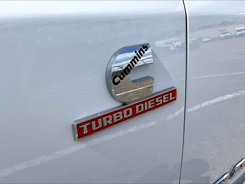 Used 2021 RAM 3500 Laramie w/ Safety Group B image 8