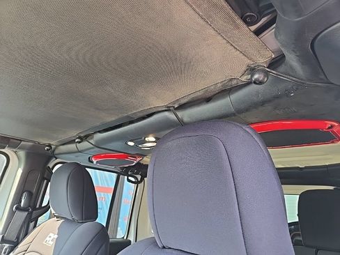 Used 2019 Jeep Wrangler Unlimited Sport S AWD/4WD image 37