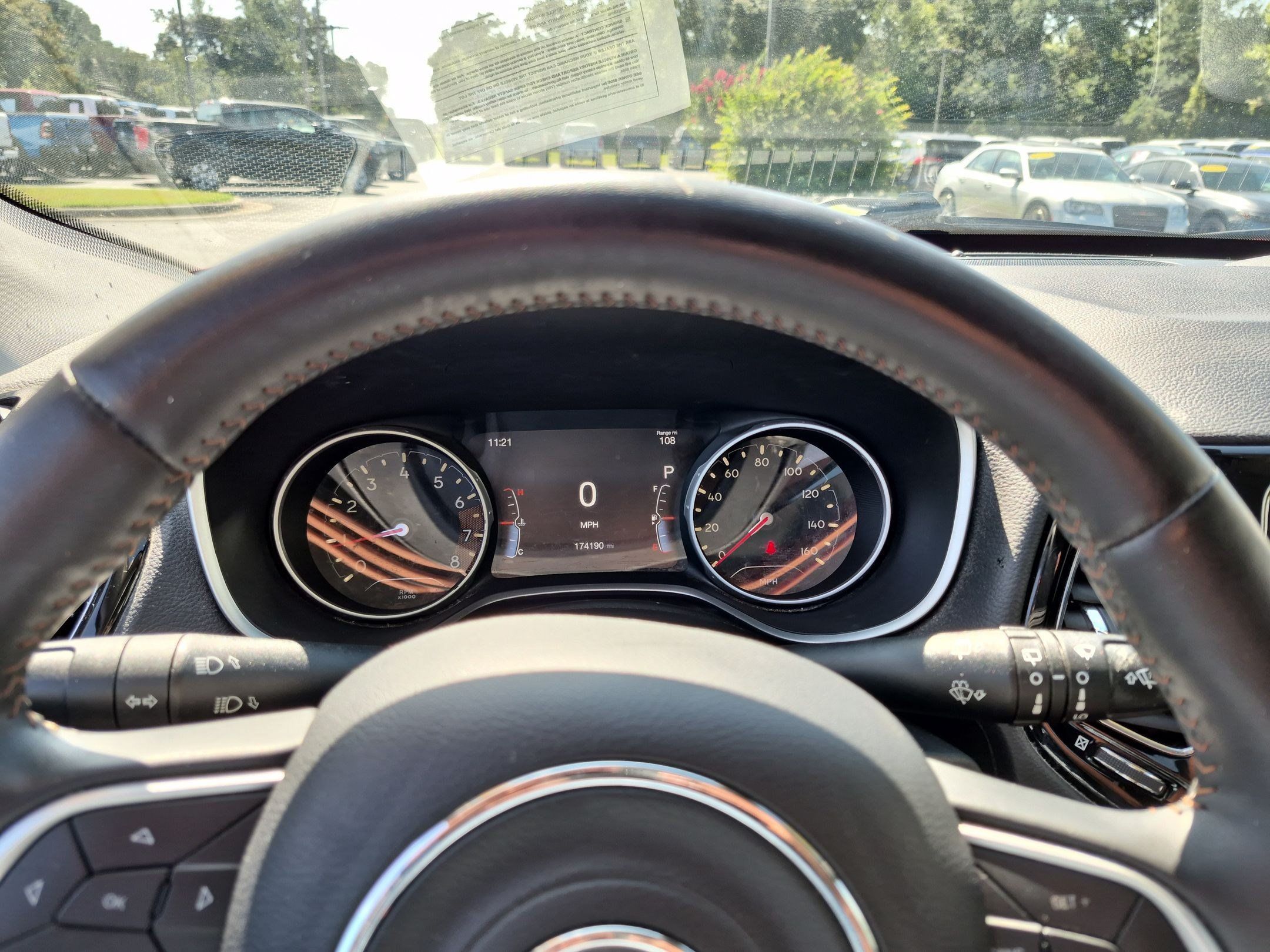 Used 2018 Jeep Compass Limited w/ Navigation Group AWD/4WD image 11