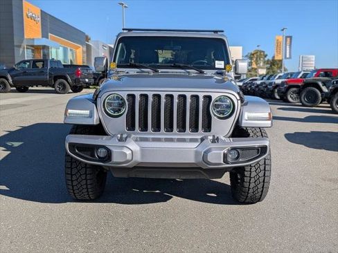 Certified 2020 Jeep Wrangler Unlimited Sahara image 12