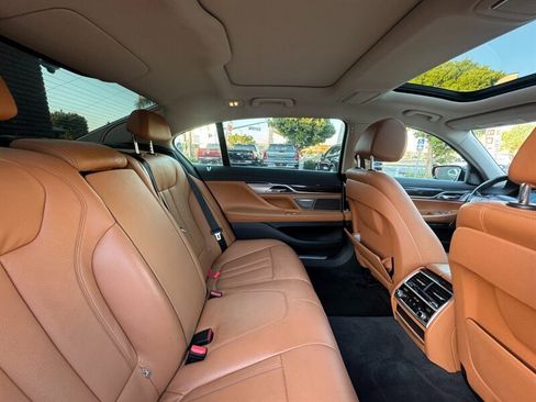 Used 2016 BMW 740i RWD image 42