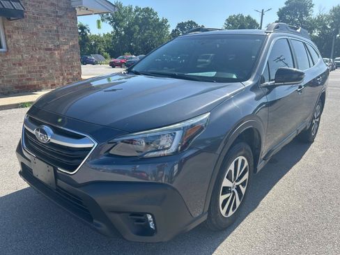 Used 2021 Subaru Outback Premium AWD/4WD image 1