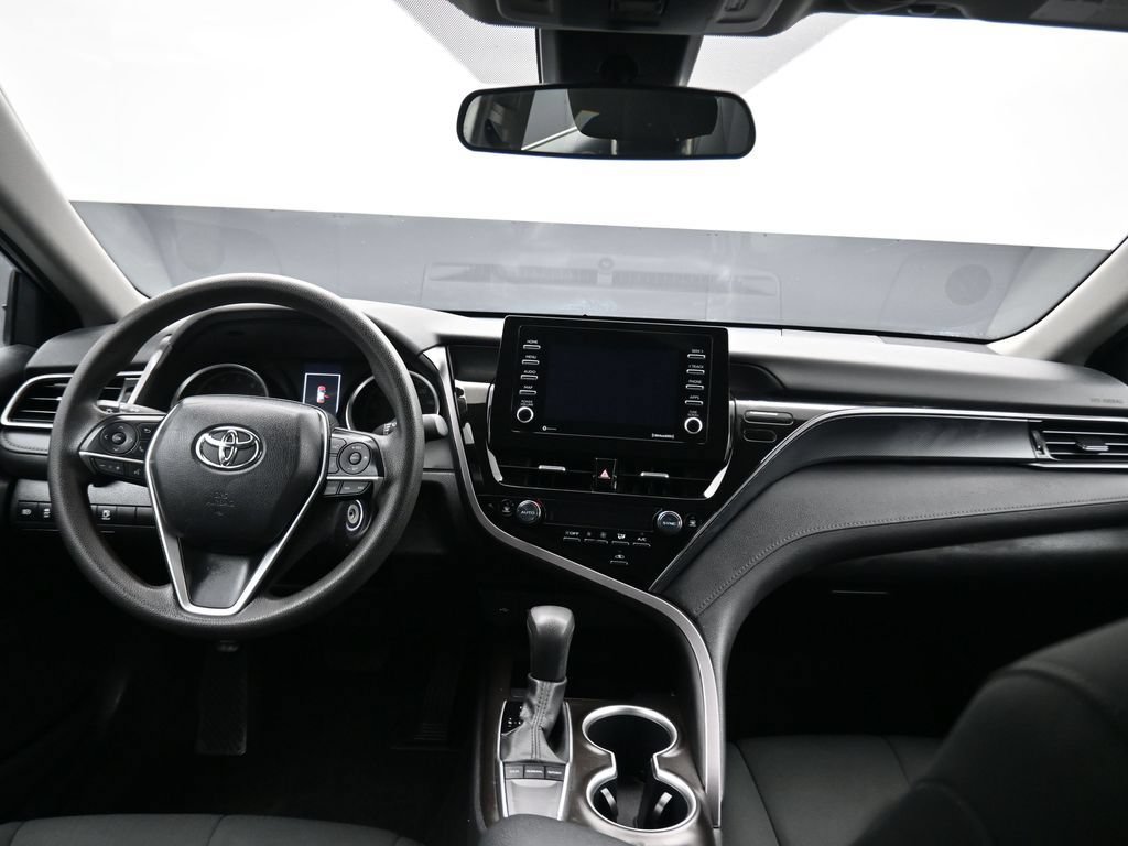 Used 2024 Toyota Camry LE FWD image 35