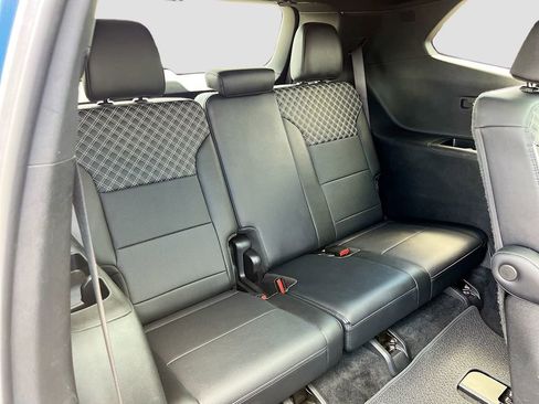 Used 2025 GMC Acadia Denali w/ Super Cruise Package image 28