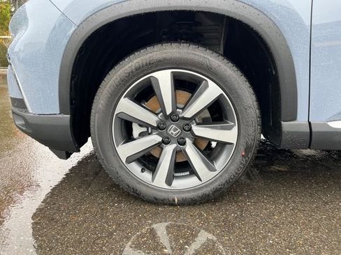 New 2025 Honda Pilot Touring image 29