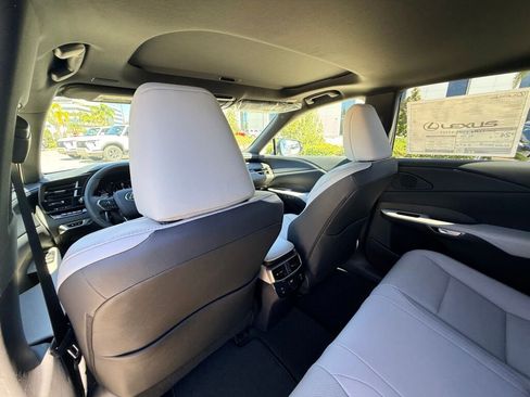 New 2026 Lexus RX 350 F Sport AWD/4WD image 15