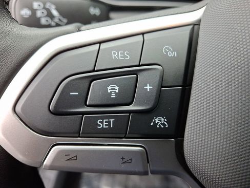 Certified 2025 Volkswagen Jetta S image 20