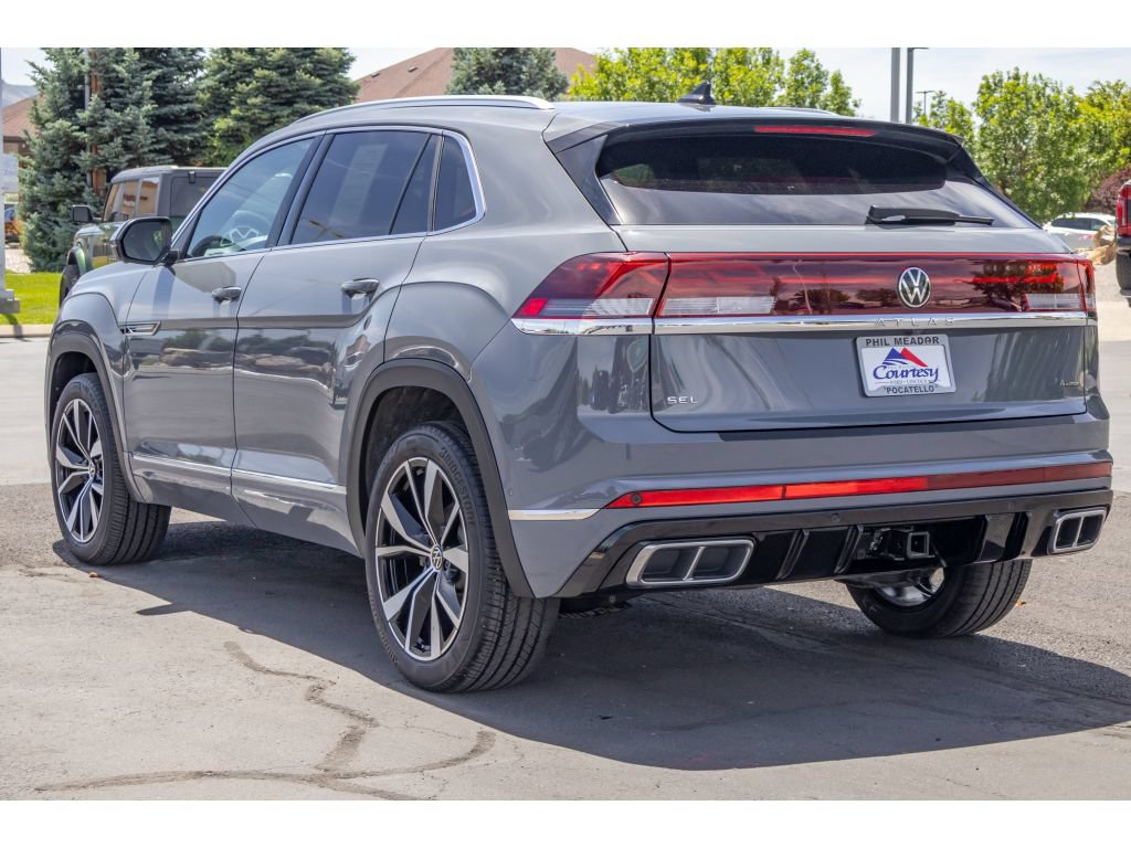 Used 2024 Volkswagen Atlas Cross Sport SEL Premium R-Line AWD/4WD image 5