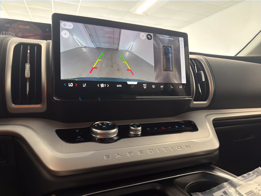 New 2027 Ford Expedition Active RWD image 17