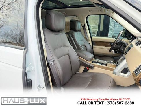 Used 2018 Land Rover Range Rover HSE image 4