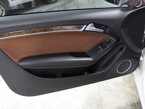 Used 2011 Audi A5 2.0T Premium Plus image 8