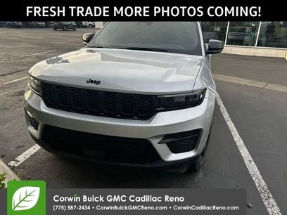 Used 2024 Jeep Grand Cherokee Altitude