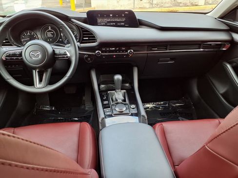 Used 2024 MAZDA MAZDA3 s image 13