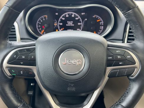 Used 2019 Jeep Grand Cherokee Limited w/ Luxury Group II image 26
