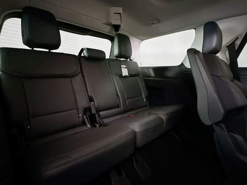 New 2026 Ford Expedition Active image 30