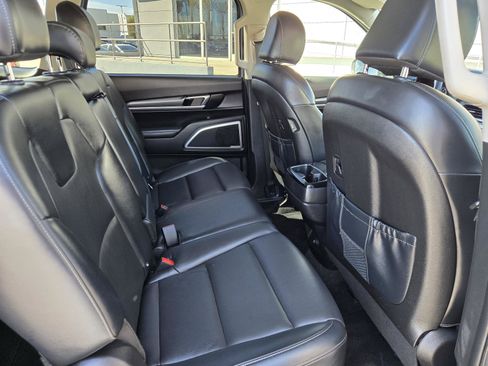 Used 2022 Kia Telluride LX AWD/4WD image 29