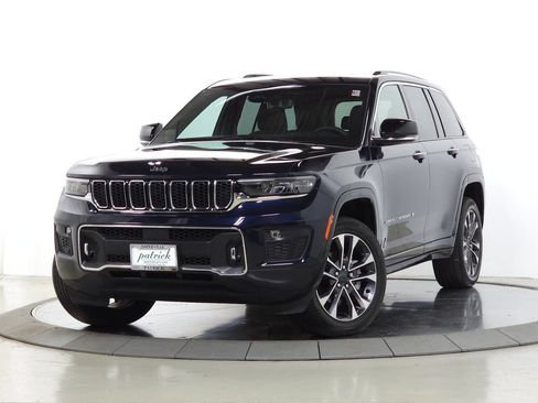 Used 2023 Jeep Grand Cherokee Overland w/ Luxury Tech Group IV AWD/4WD image 1