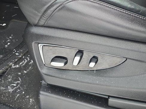 Used 2020 Cadillac Escalade Luxury image 21