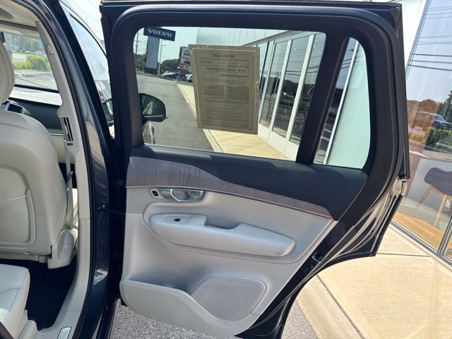 Certified 2024 Volvo XC90 B5 Plus w/ Protection Package Premier AWD/4WD image 12