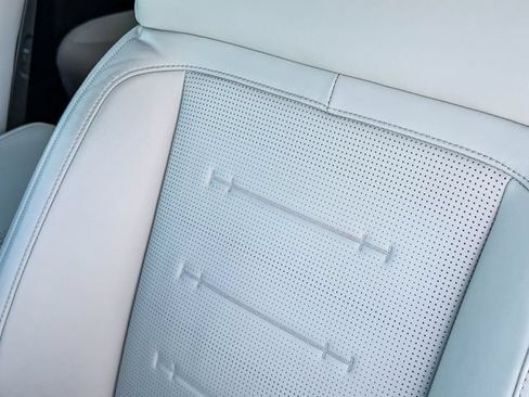Certified 2025 Hyundai Santa Fe Calligraphy FWD image 28