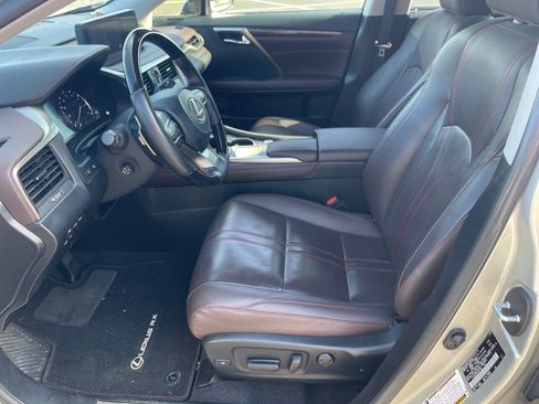 Used 2020 Lexus RX 350L Luxury w/ Accessory Package image 10