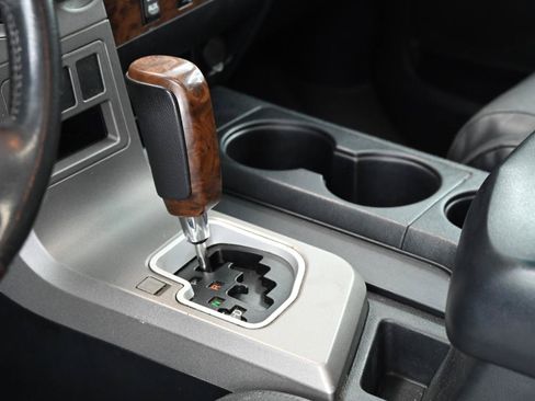 Used 2013 Toyota Tundra Platinum AWD/4WD image 39