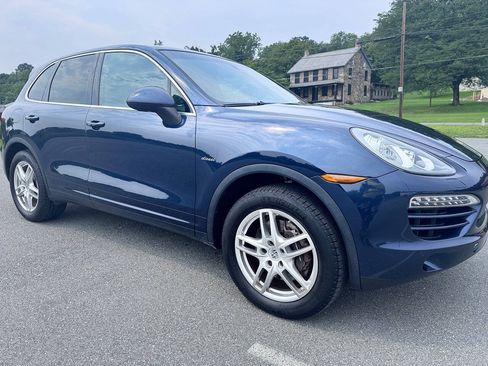 Used 2013 Porsche Cayenne Diesel AWD/4WD image 1