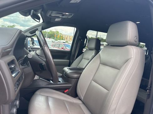 Used 2023 Chevrolet Tahoe LT RWD image 12