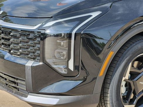 New 2026 Kia Sportage EX image 6