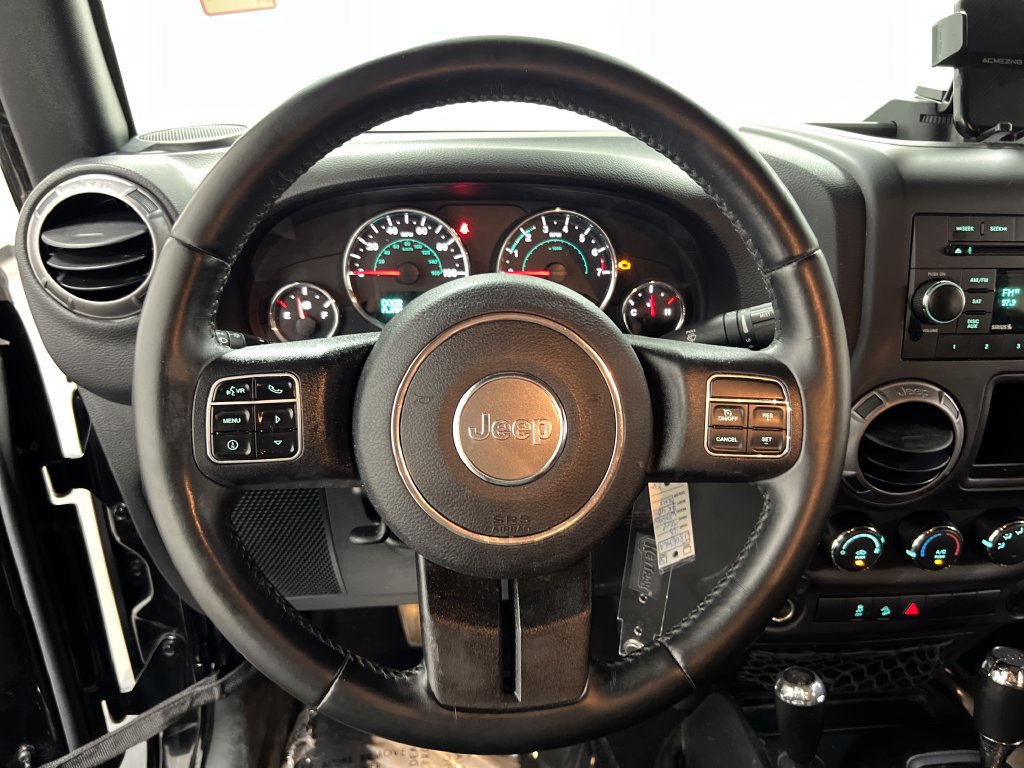 Used 2018 Jeep Wrangler Unlimited Sport w/ Connectivity Group AWD/4WD image 16