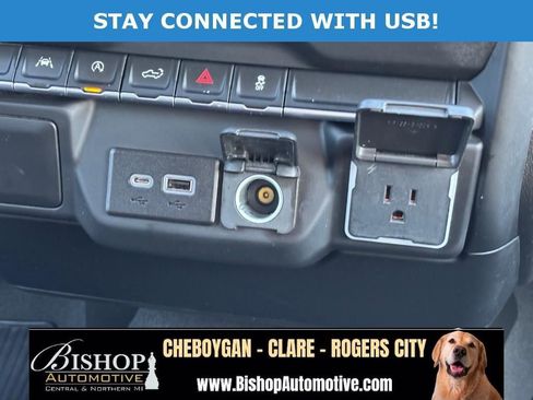Used 2023 Chevrolet Silverado 1500 Custom AWD/4WD image 14